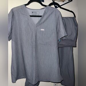 FIGS Scrubs! Grey Set